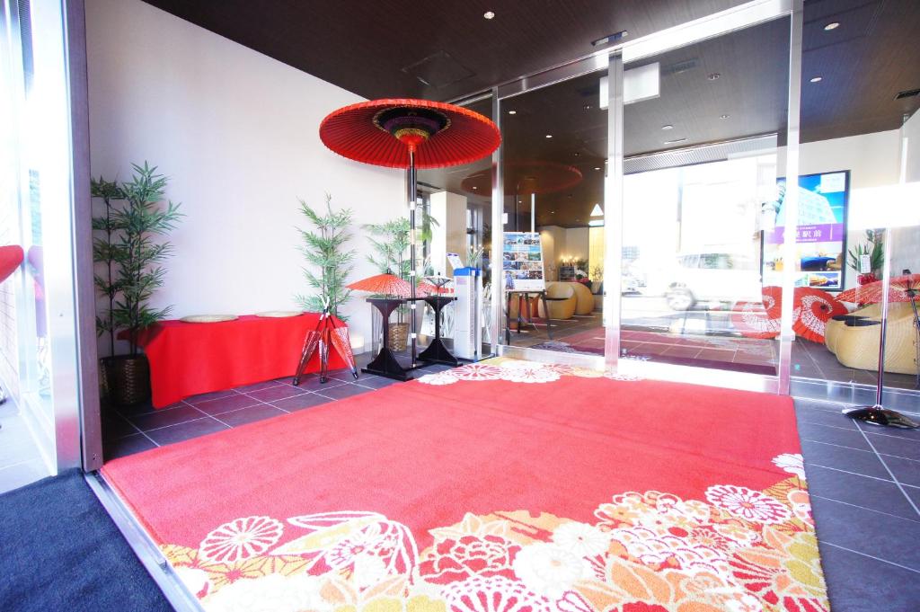 Posezení v ubytování HOTEL LiVEMAX Kanazawa Ekimae