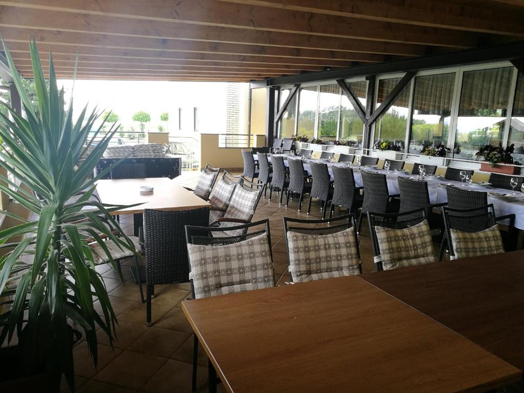 Restaurace v ubytování Gostilna in prenočišče KOCJAN