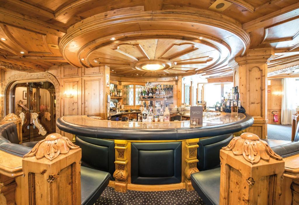 Lounge nebo bar v ubytování Hotel Vier Jahreszeiten
