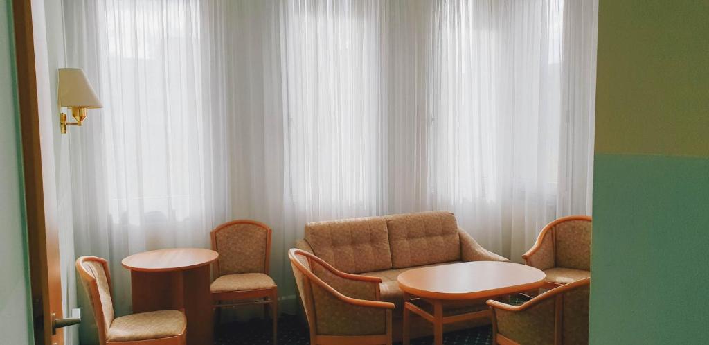 Posezení v ubytování Hotel "Helle Mitte" Berlin