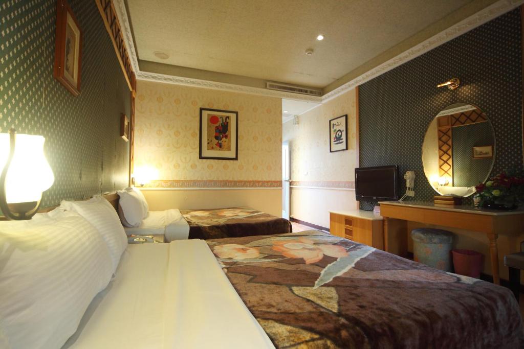Rose Garden Motel - Chambre Familiale Avec Douche