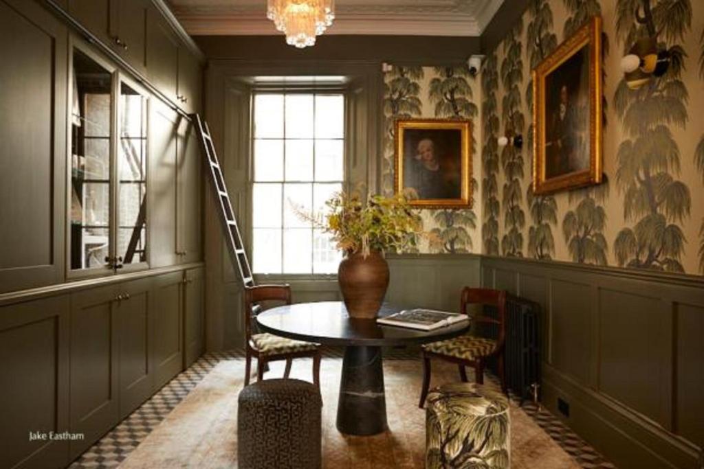 Georgian House Hotel - Resim 1