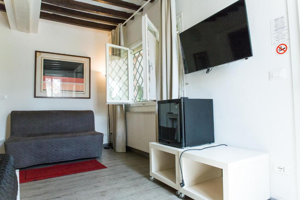 TV a/nebo společenská místnost v ubytování Country Resort Modena
