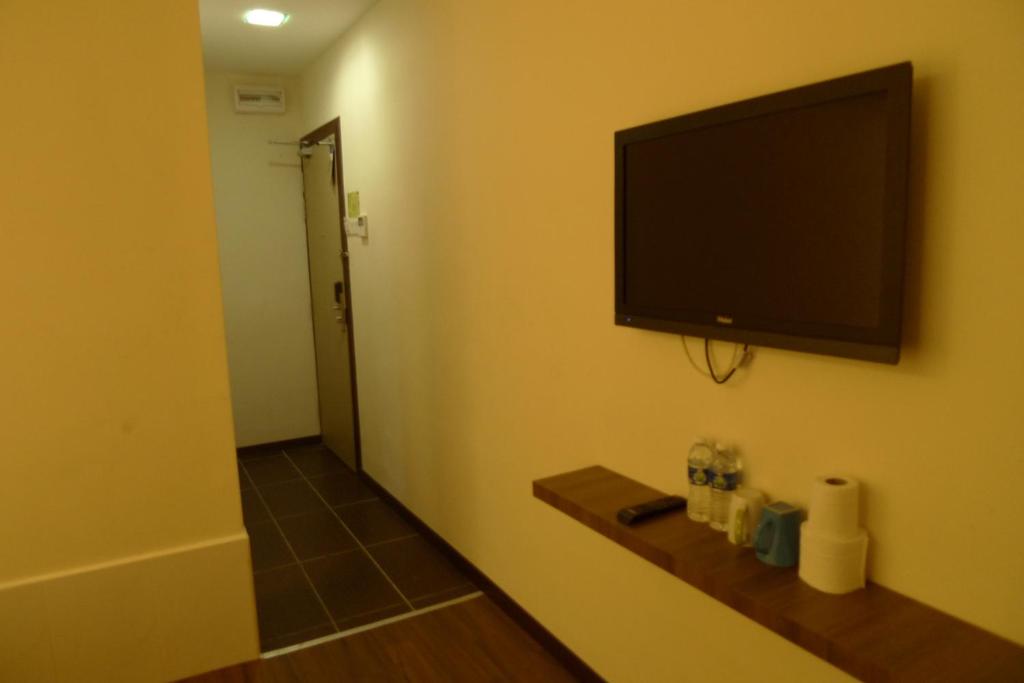 TV a/nebo společenská místnost v ubytování 9 Square Hotel - Petaling Jaya