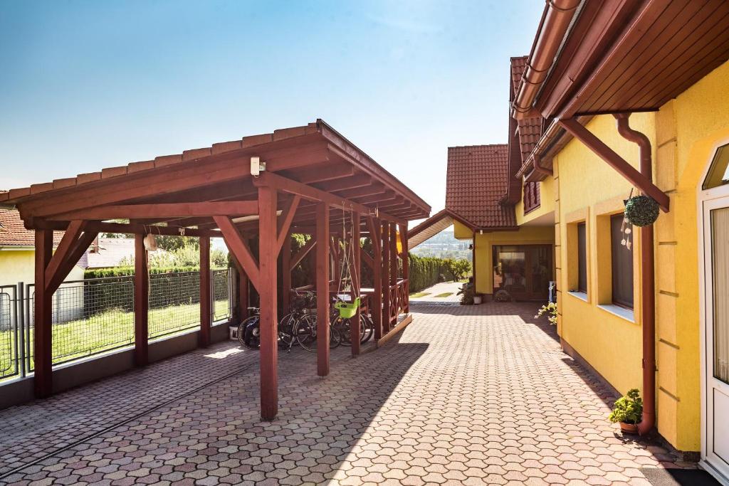Budova, kde se apartmán nachází