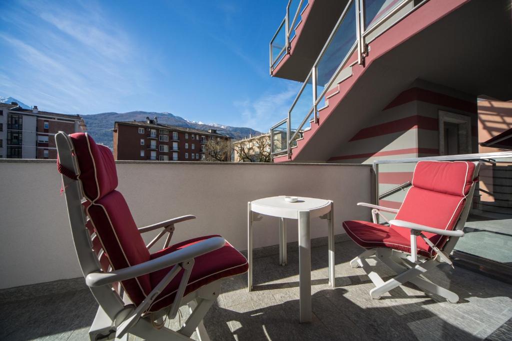 Balkón nebo terasa v ubytování Piazzi House