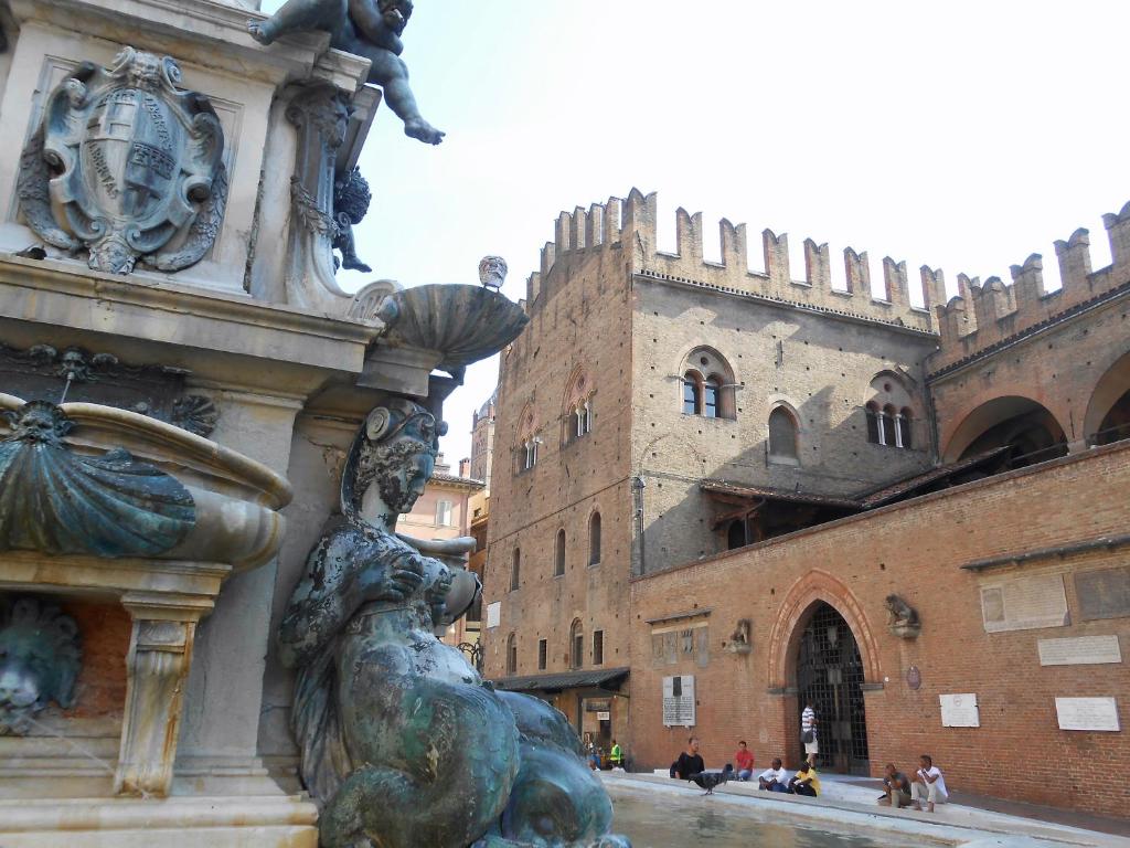 Foto dalla galleria di Albergo delle Drapperie a Bologna