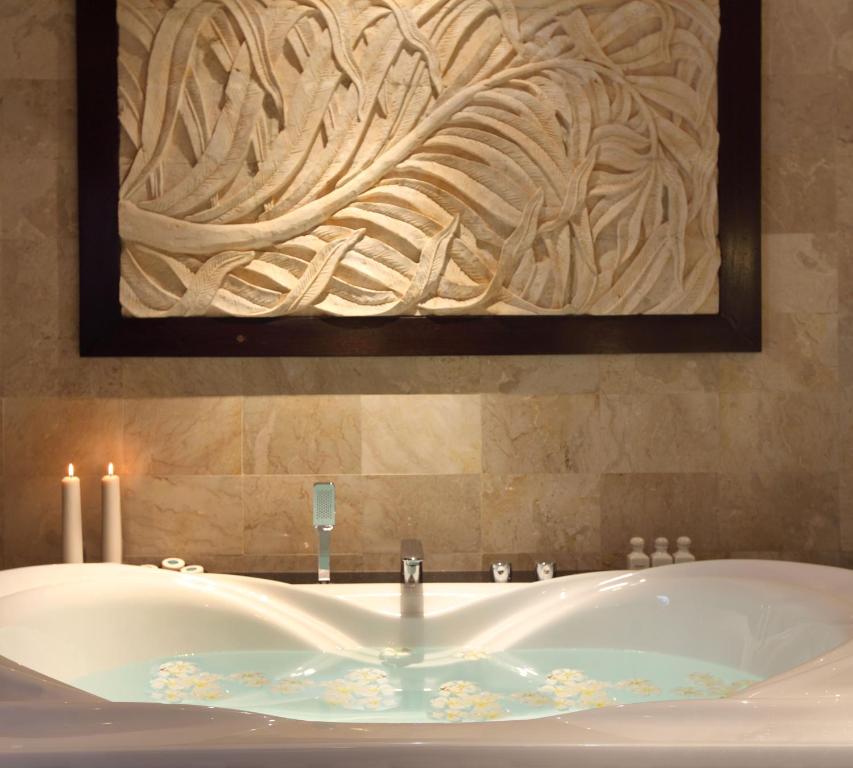 The Royal Pita Maha - 12