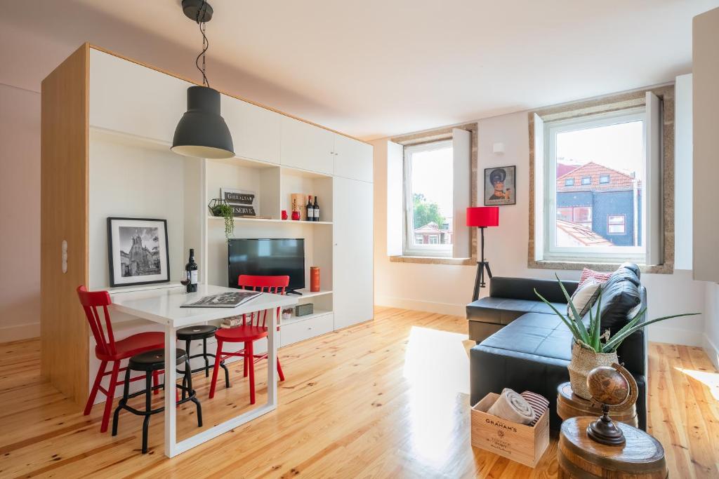 Indulge Porto Flats - Studio Apartment
