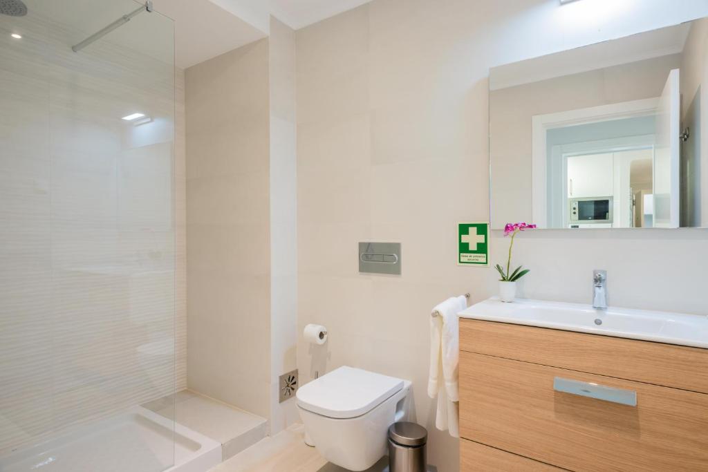 Koupelna v ubytování 137 LuxResidence