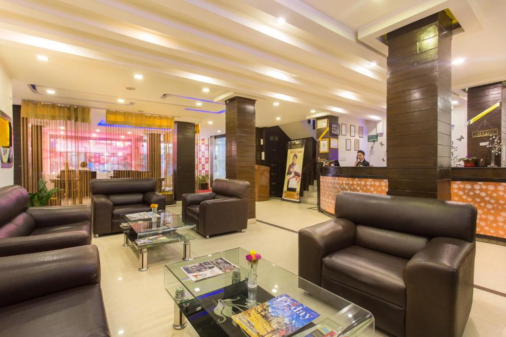 Posezení v ubytování Avataar Kathmandu Hotel