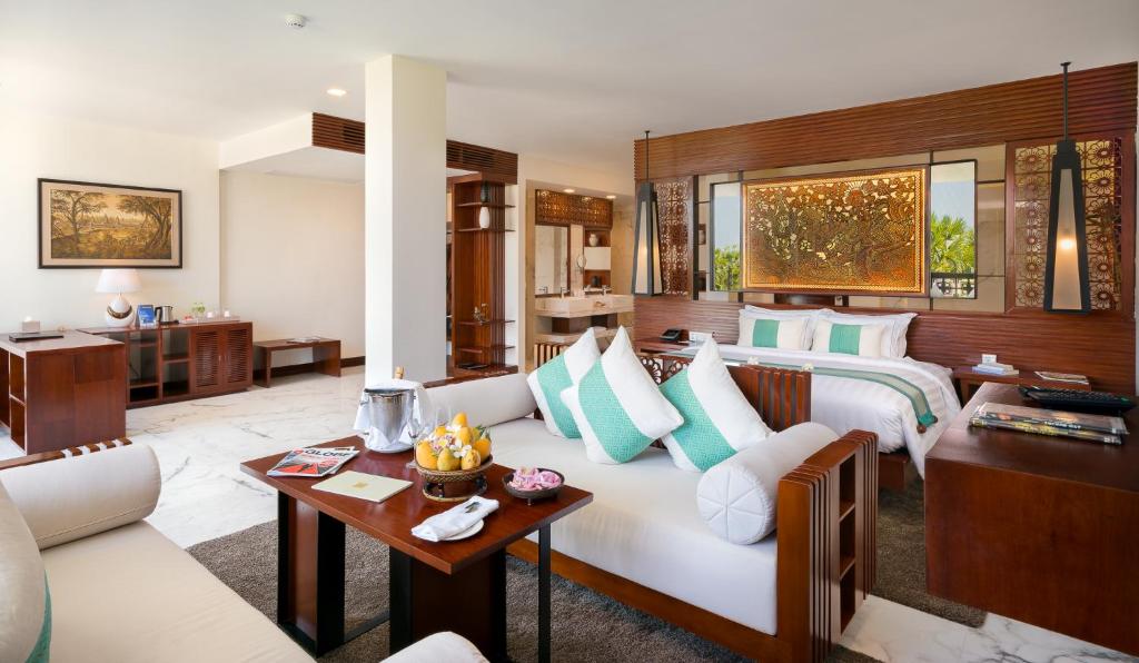 Posezení v ubytování Lotus Blanc Hotel