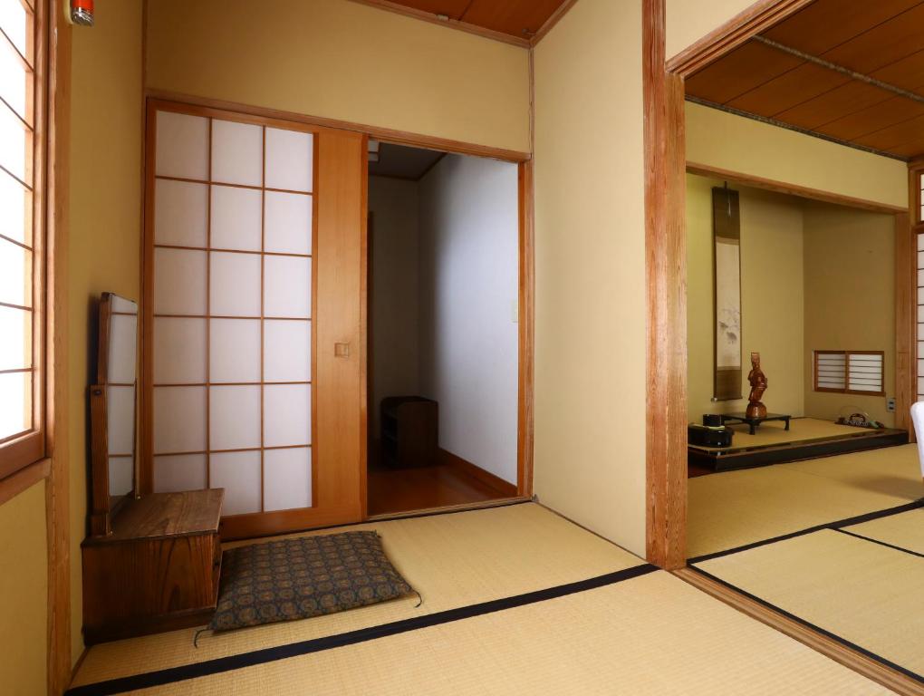Fotografie z fotogalerie ubytování Besshoonsen Nanjyo Ryokan v destinaci Ueda