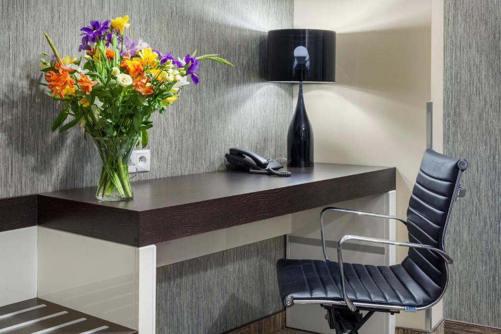 TV a/nebo společenská místnost v ubytování Hotel Arkon Park Gdańsk- Destigo Hotels