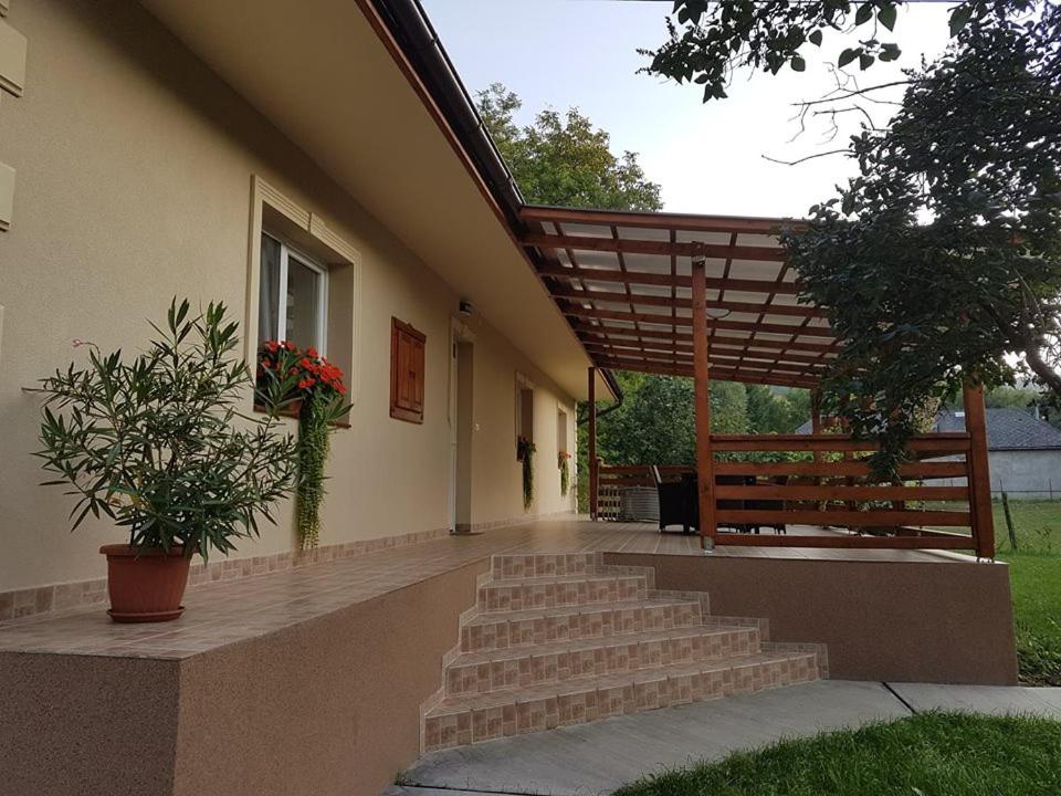 Hegyalja Vendégház 3989 Mikóháza, Hegyalj utca 9. kép - 1