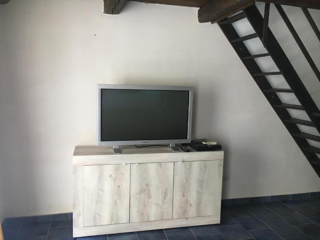 TV a/nebo společenská místnost v ubytování 15 Via Giordano