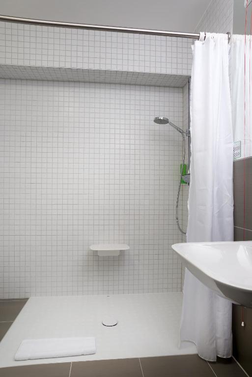 Vannituba majutusasutuses MARA Hotel