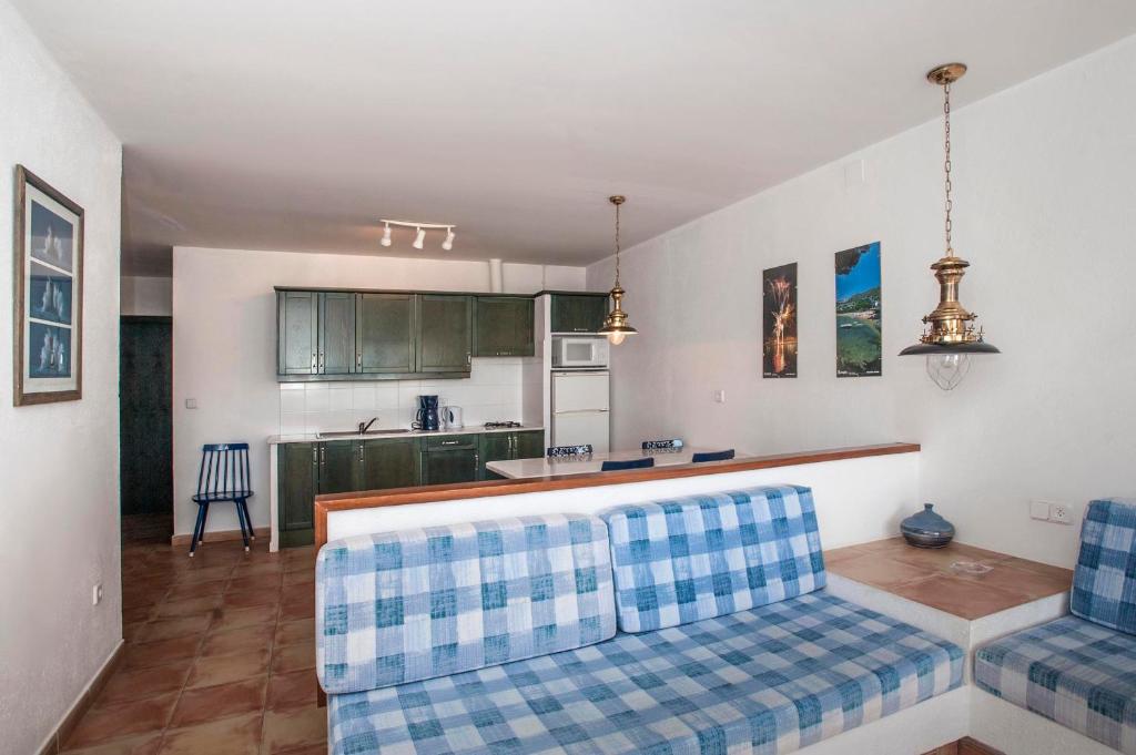 Kuchyňa alebo kuchynka v ubytovaní Apartaments El Berganti en Canyelles Petites