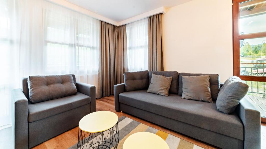 Posedenie v ubytovaní Apartamenty Sun & Snow Residence Karpacz