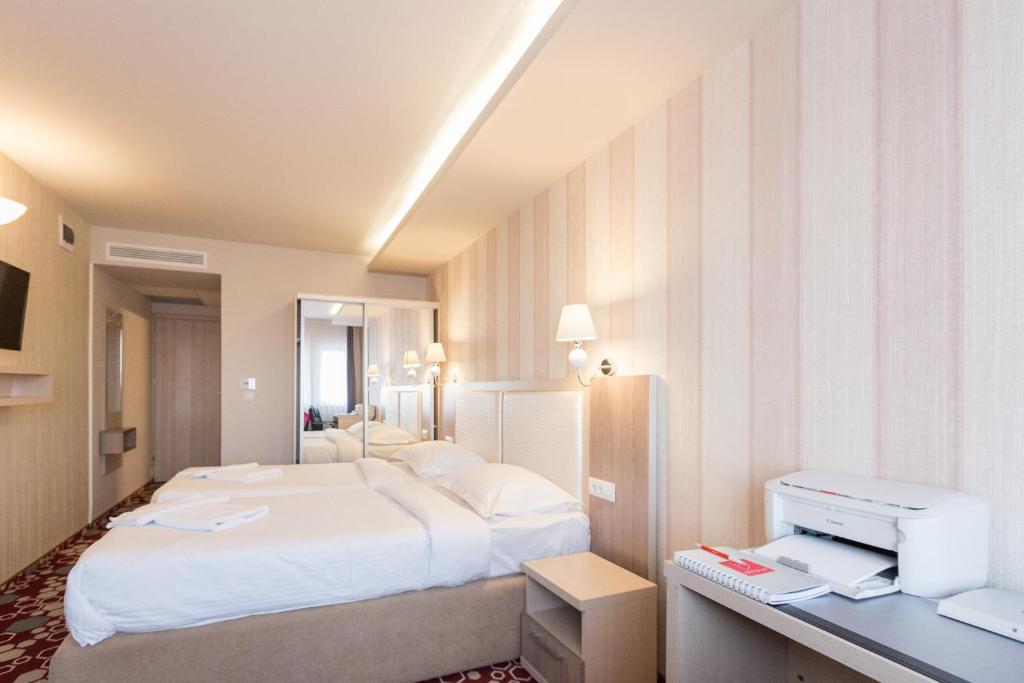 Bacolux Craiovita, Craiova - Resim 23