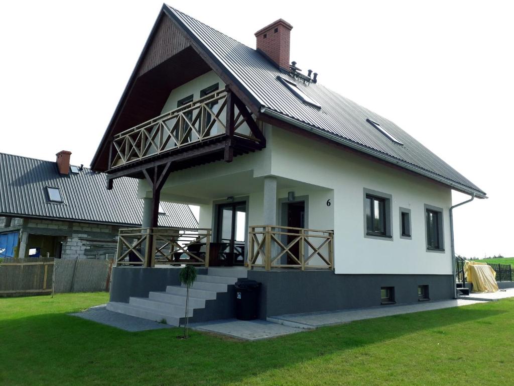 Budova, kde se chata nachází