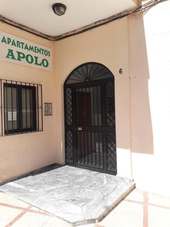 Fasada lub wejście do obiektu NEW centro Torremolinos