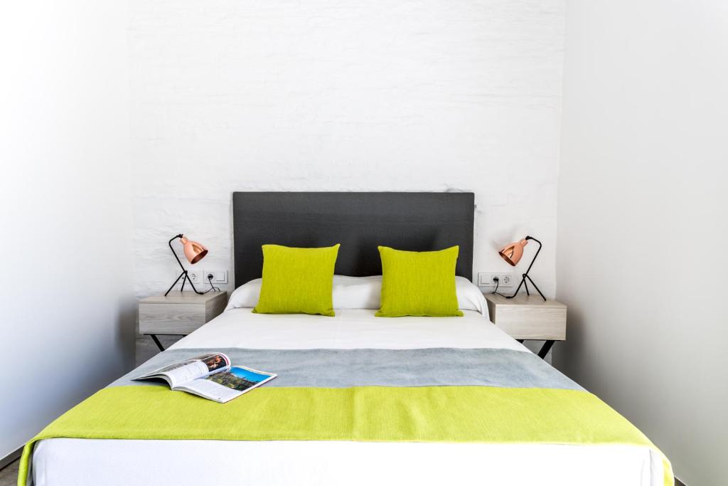 La Puerta de Palacio - Adults Only - Resim 40