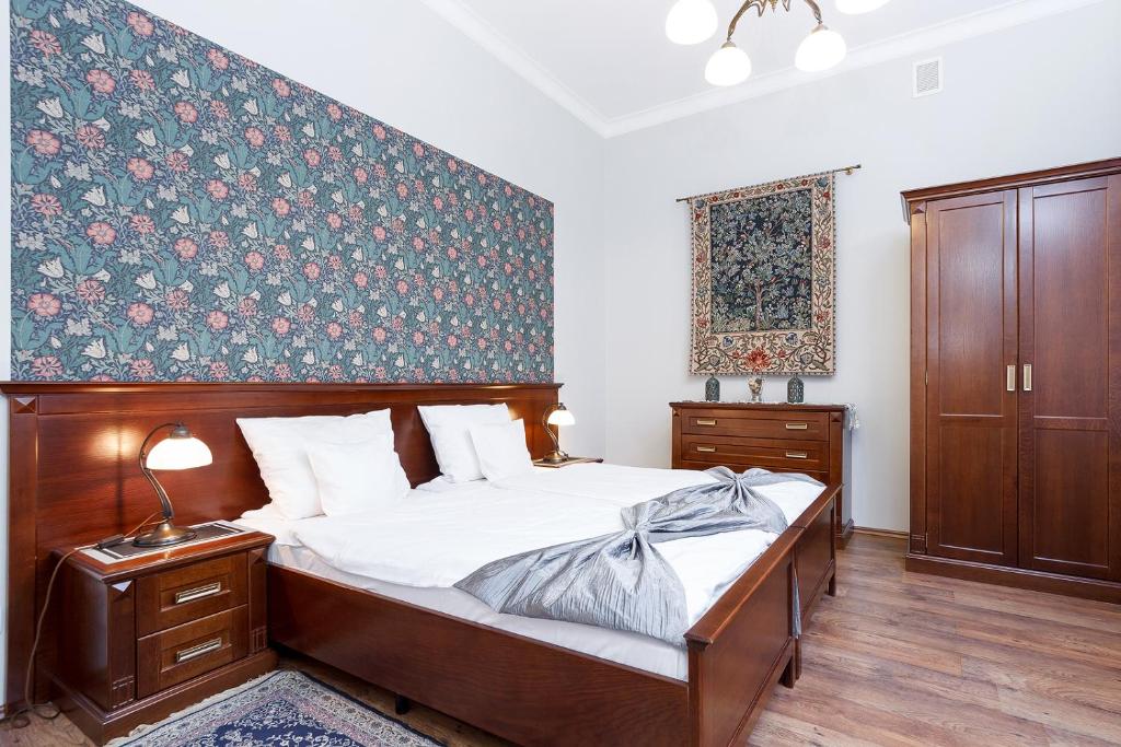 Elegant Apartments - 2