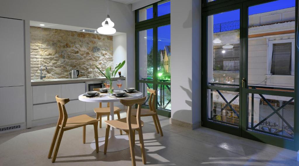 Kuchyňa alebo kuchynka v ubytovaní Thission Luxury Homes & SPA by K&K
