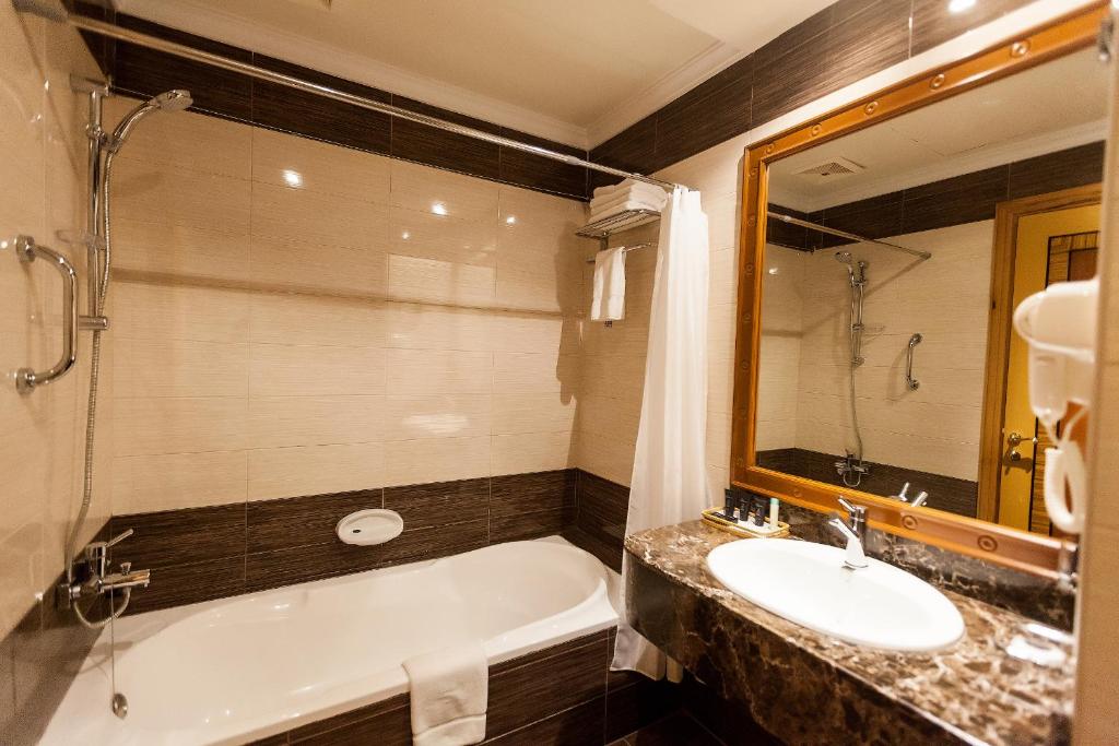 Red Castle Hotel - Resim 38