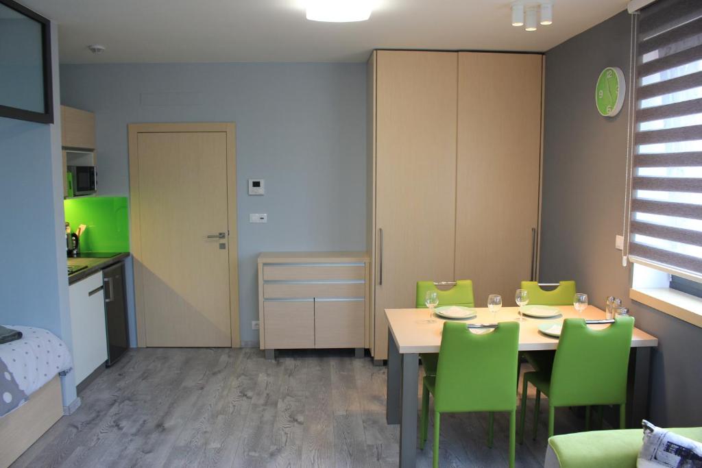 Kuchyň nebo kuchyňský kout v ubytování Apartments Severka