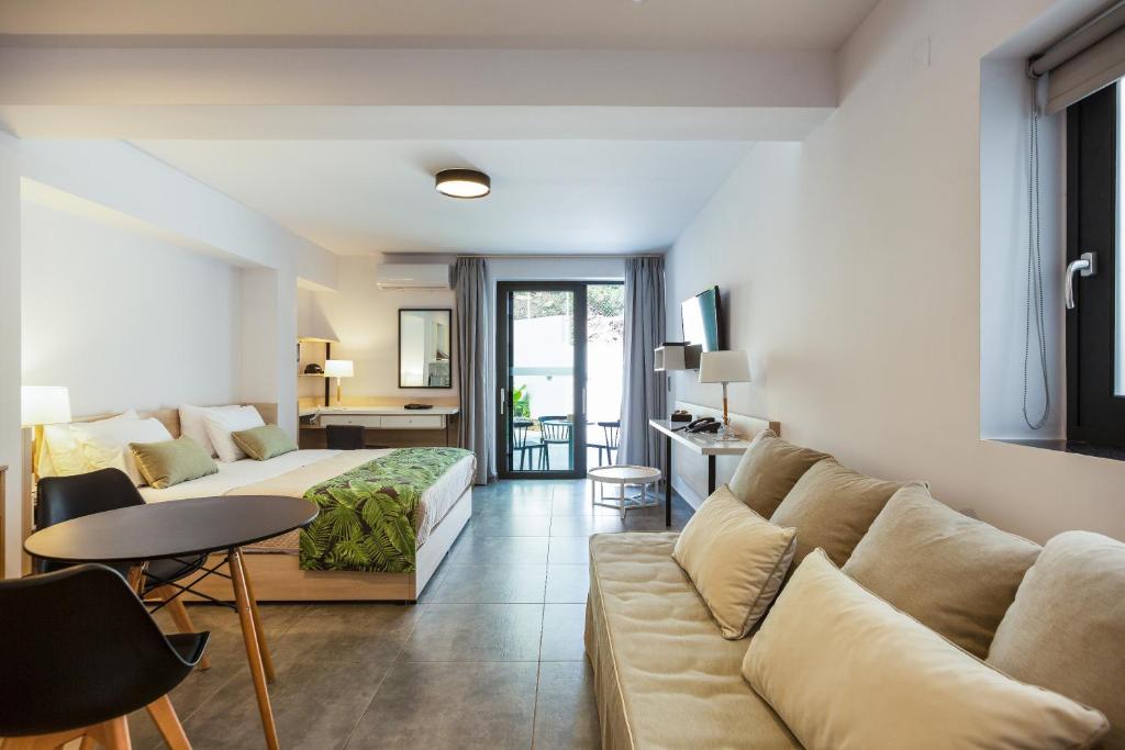 Posedenie v ubytovaní T Hotel Premium Suites