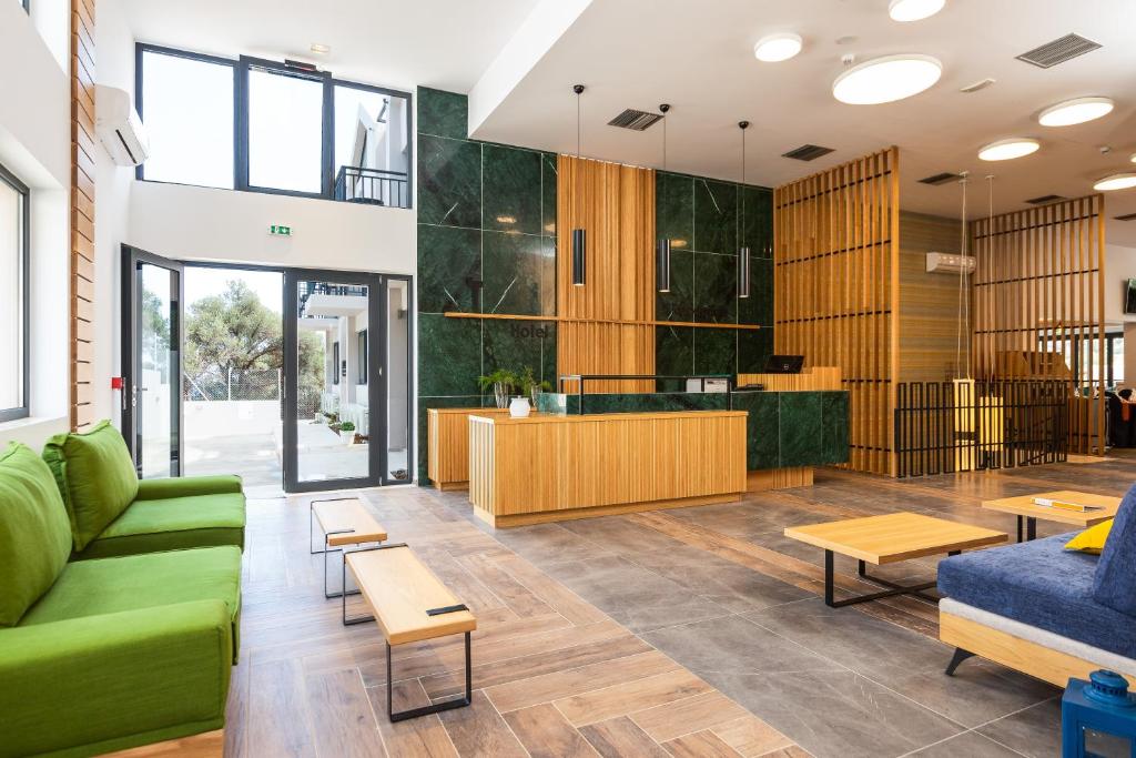 Posedenie v ubytovaní T Hotel Premium Suites
