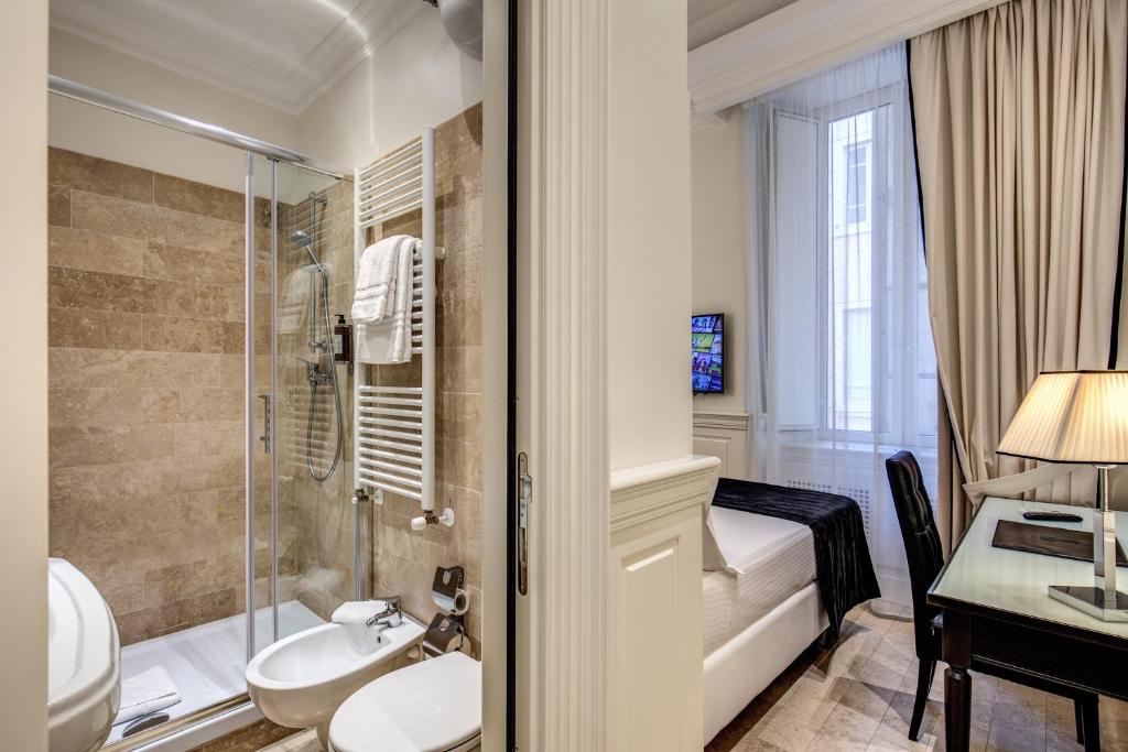 Koupelna v ubytování Hotel dei Quiriti Suite