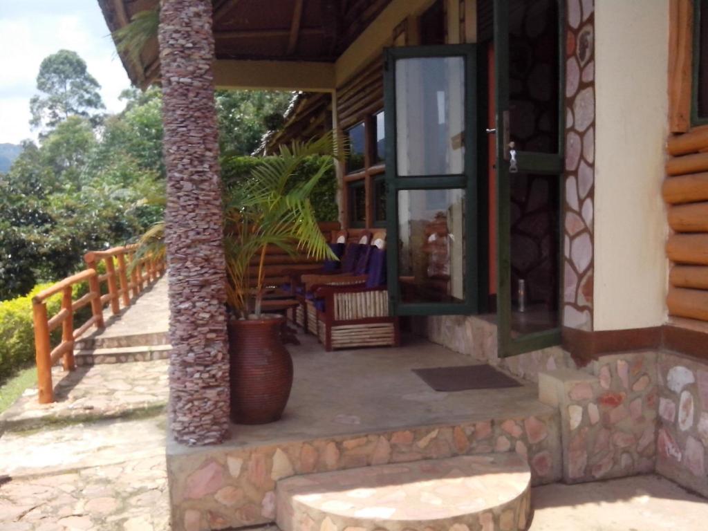 Balkón nebo terasa v ubytování Bwindi Forest Lodge