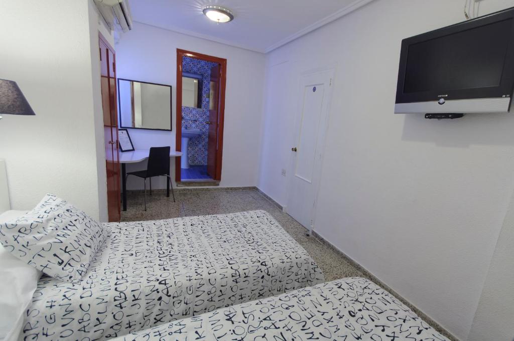Hostal On Dormire Valencia, Valencia – Updated 2023 Prices