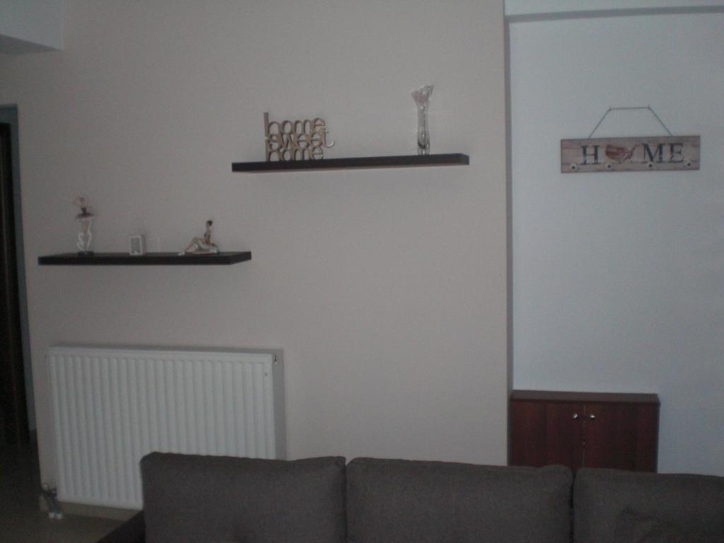 ΔΙΑΜΕΡΙΣΜΑ ΣΤΟ ΛΙΤΟΧΩΡΟ ΜΕ ΕΚΠΛΗΚΤΙΚΗ ΘΕΑ - 15