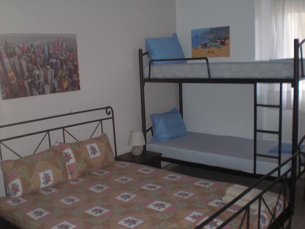 ΔΙΑΜΕΡΙΣΜΑ ΣΤΟ ΛΙΤΟΧΩΡΟ ΜΕ ΕΚΠΛΗΚΤΙΚΗ ΘΕΑ - 7