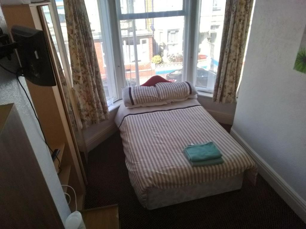 MyRoomz Golden Strand Hotel - Resim 31