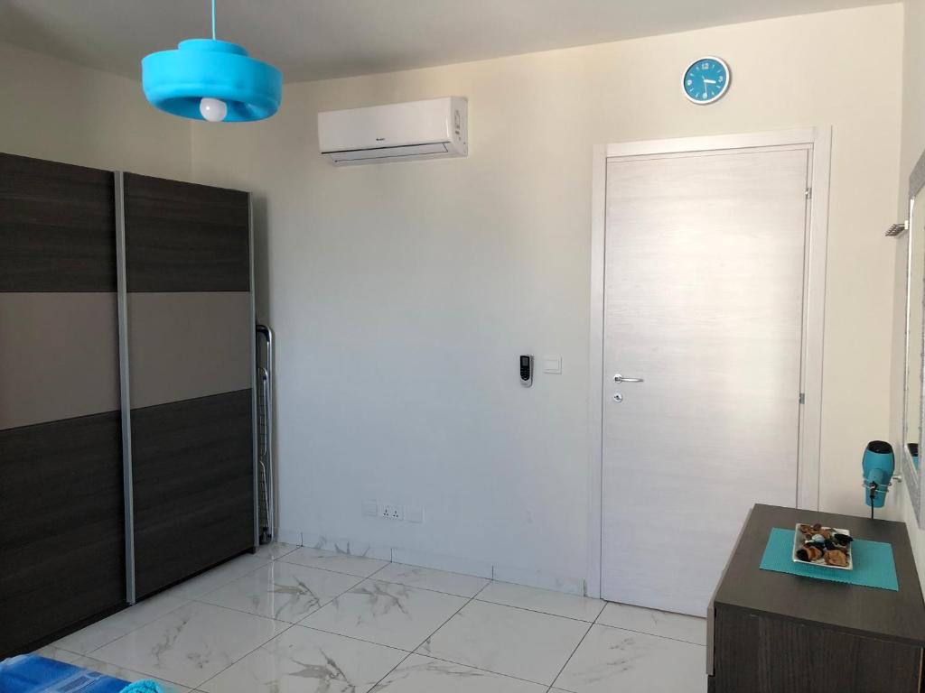 Fotografie z fotogalerie ubytování Marsascala Sea View Apartment & Penthouse v destinaci Marsaskala