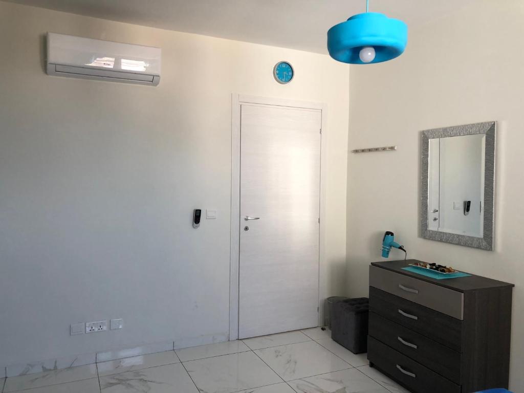Fotografie z fotogalerie ubytování Marsascala Sea View Apartment & Penthouse v destinaci Marsaskala