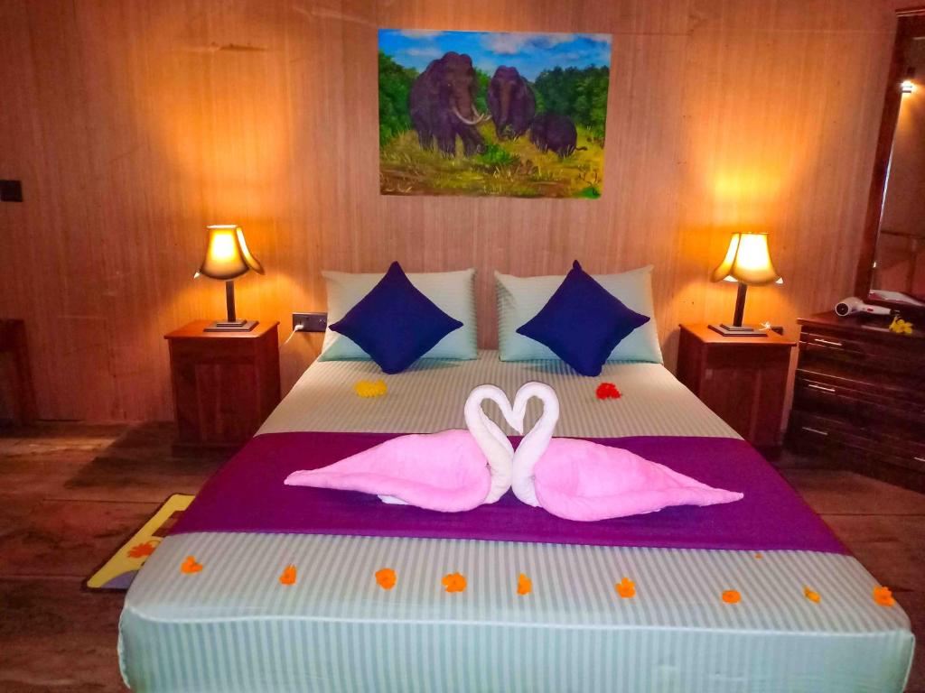 Postel nebo postele na pokoji v ubytování girilena resort