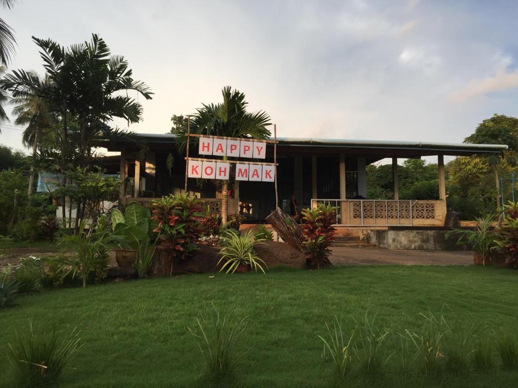 Zahrada ubytování Koh Mak Homestay
