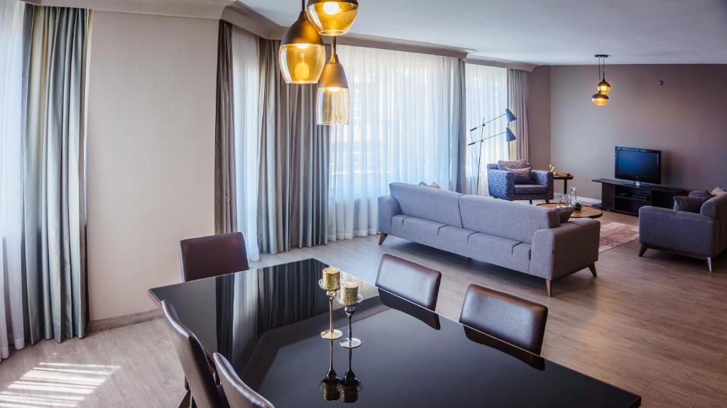 The Marmara Suadiye Residence - Three-Bedroom Apartment