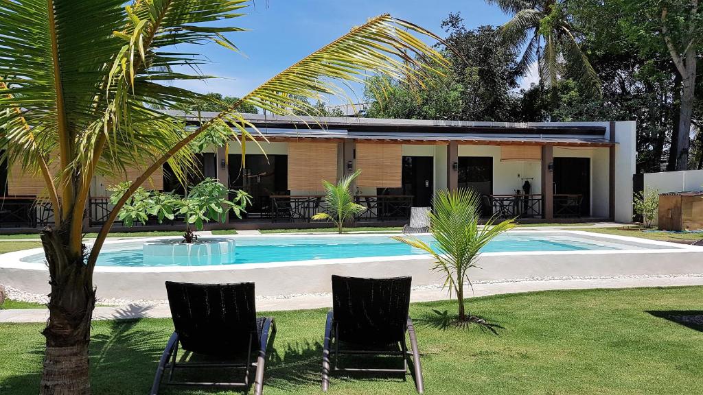 Bazén v ubytování Positano Alona Beach Panglao nebo v jeho okolí