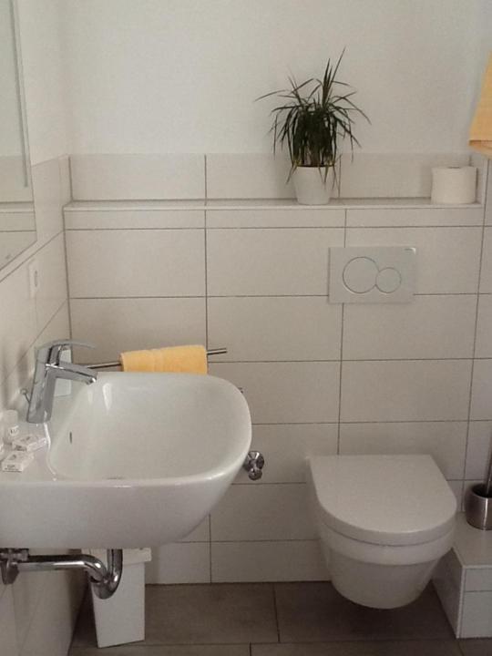 Hotel Adler - Habitación Individual Con Ducha