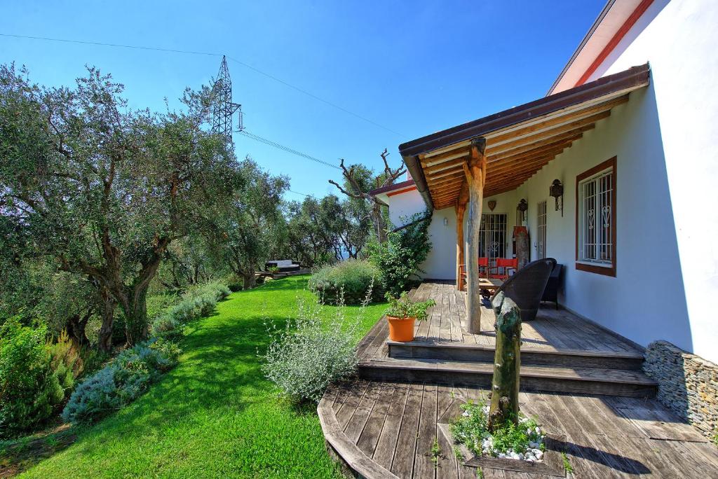 Kép Villa Oliveta by PosarelliVillas szállásáról Santa Luciában a galériában