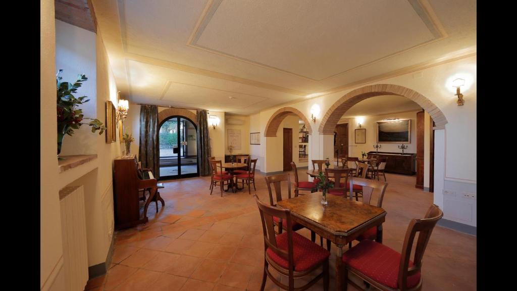 Posedenie v ubytovaní Relais Vignale & Spa