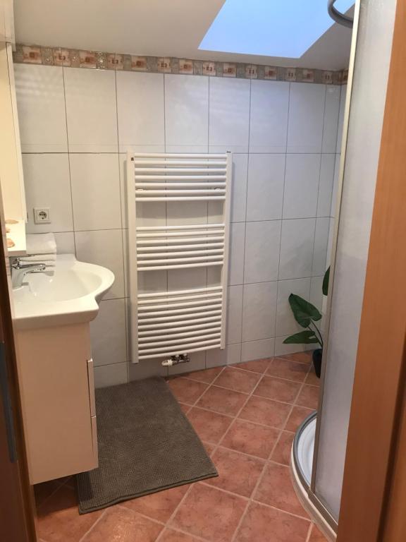 A bathroom at Apartment Sonnblick