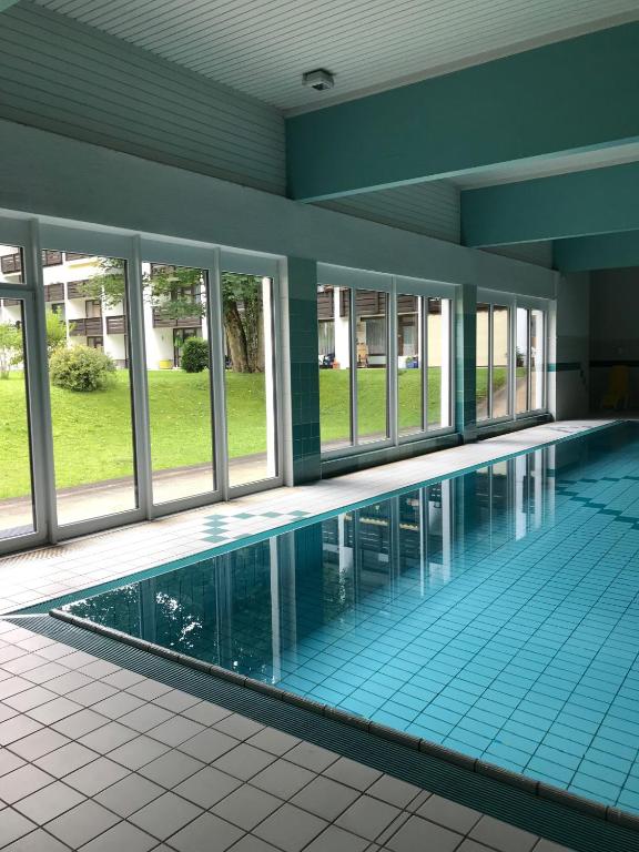 Bassein majutusasutuses Studio Lofer mit Garten und Schwimmbad või selle lähedal